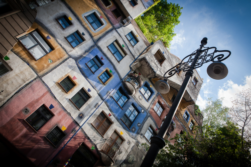 дом хундертвассера